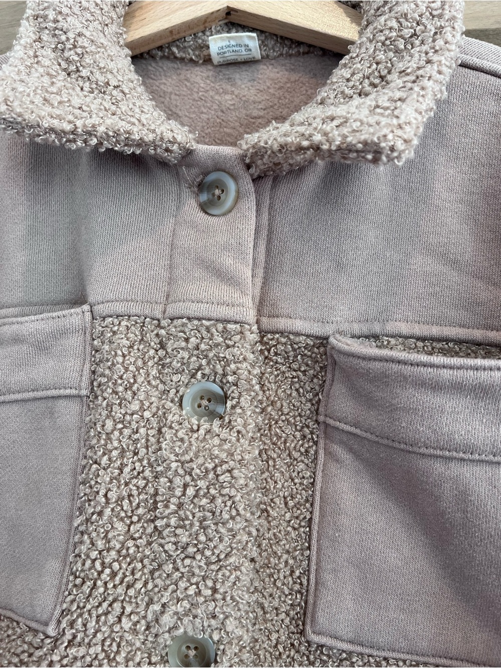 Goumi Shacket - Picture 2 of 3